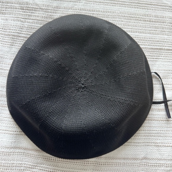 Black Beret with Adjustable String - Picture 1 of 2